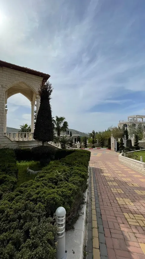 ممرات فيراندا جاردن